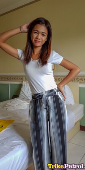 Lyka strips to stockings and gets on her knees to suck cock and facial